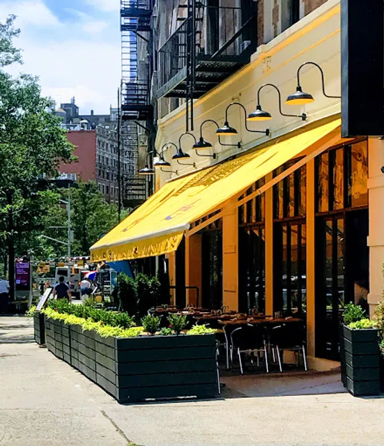 Serafina West 105 (UWS)