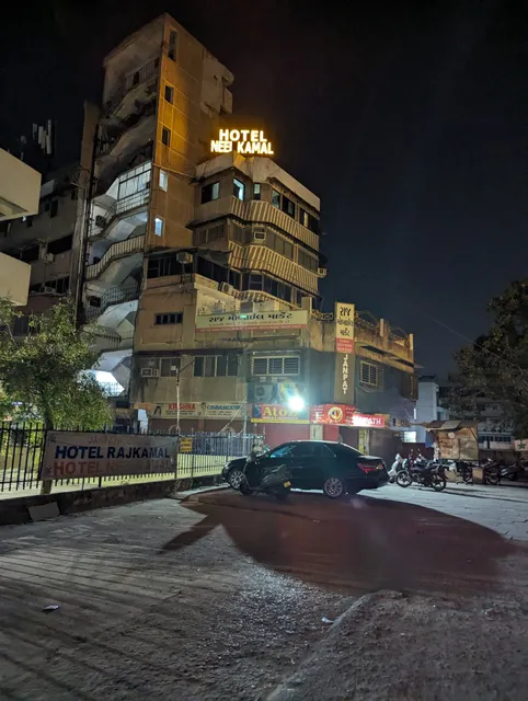 Collection O Hotel Neelkamal