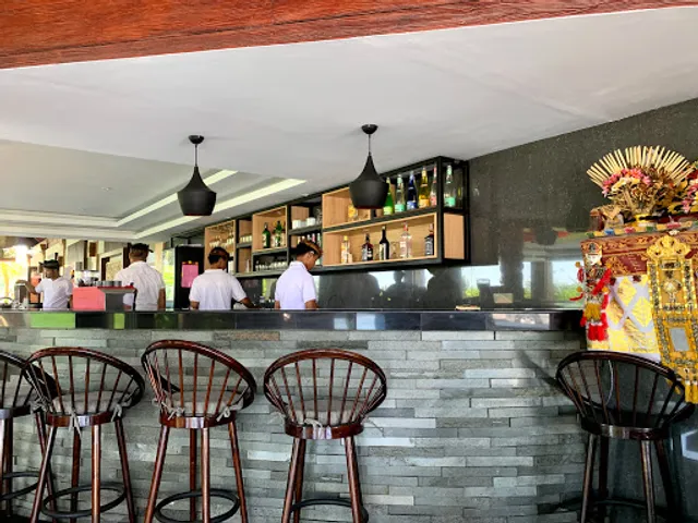 Semar Kuning Restaurant