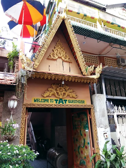 Tat Guesthouse