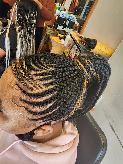 Saran African Hair Braiding