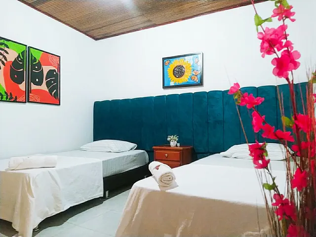 HOTEL LA TAMBORA GARZON H