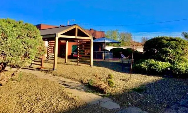 Canyon’s Edge Route 66 Motel