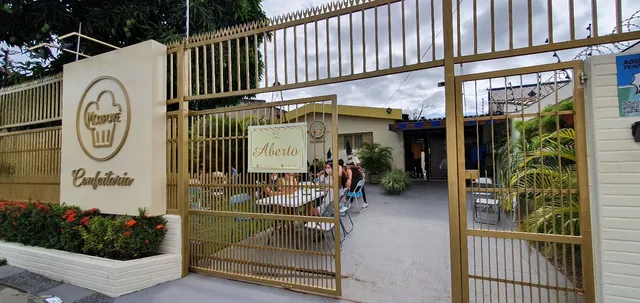 Mr. Cupcake Confeitaria