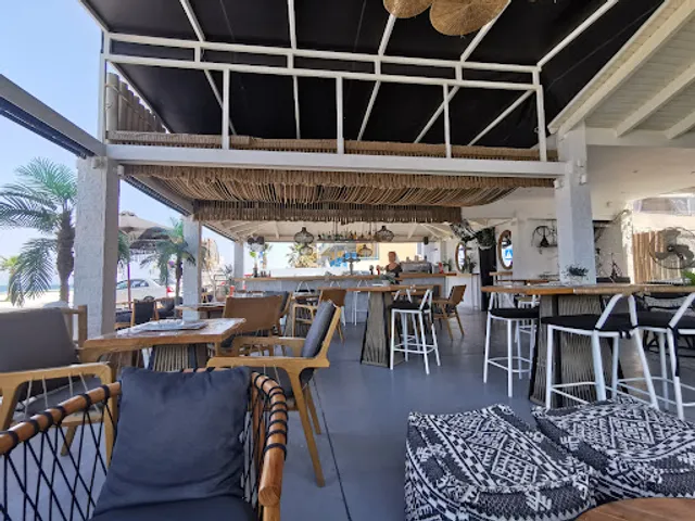Nakhal Beach Bar