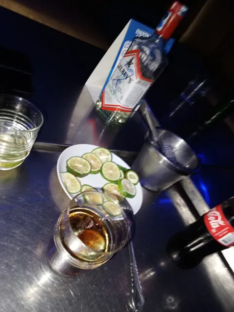 Signature Bar And Restaurant