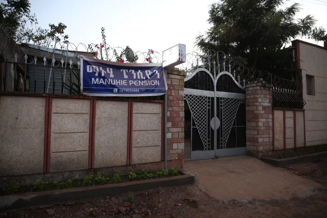 Manuhie Backpackers Lodge