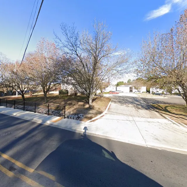 Thornton Ferry Apartments