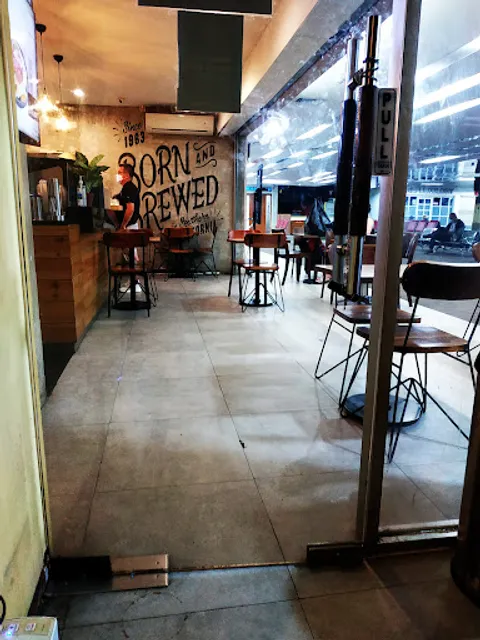 The Coffee Bean & Tea Leaf