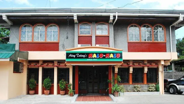 Aling Taleng's Halo-Halo