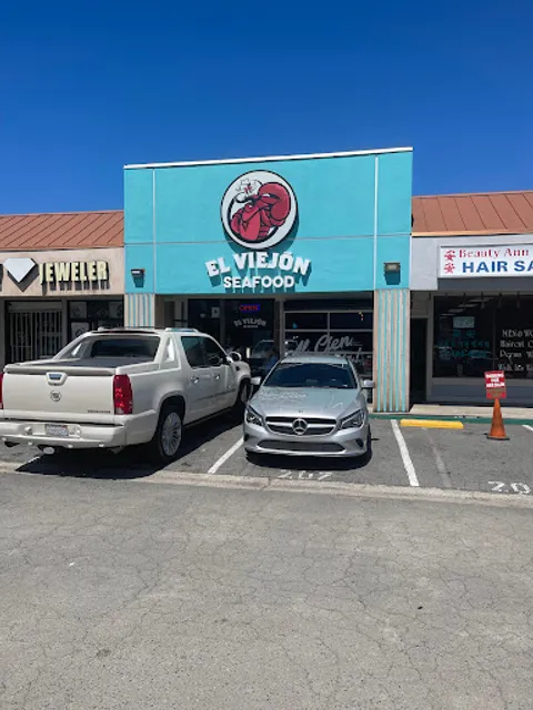 El Viejon Seafood