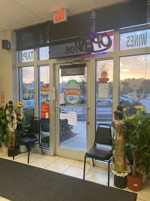 Yin Dee Lao & Thai Streetfood Restaurant