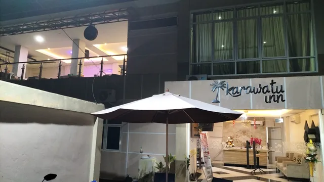 HOMESTAY KARAWATU INN