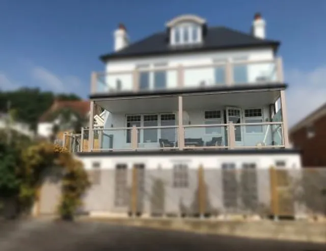 Jurassic View Apartment