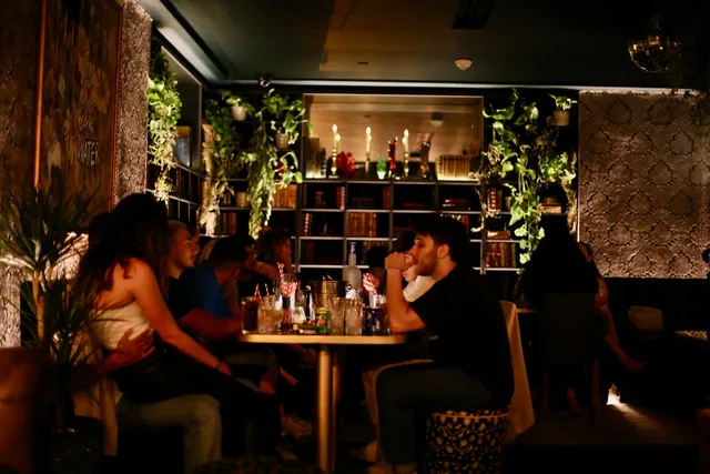 Nido Restaurant & Bar