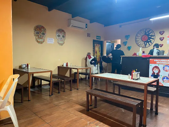 Cenaduria Santa Elena