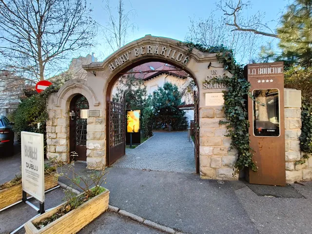 Hotel Hanu' Berarilor