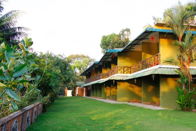 Elephant Pass Ayurveda and Yoga Retreat | Resort Kerala