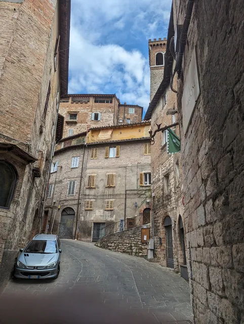 Cosy Loft in Perugia's City Center