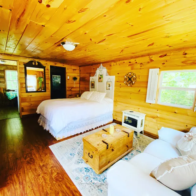 Adirondack Serenity Stays