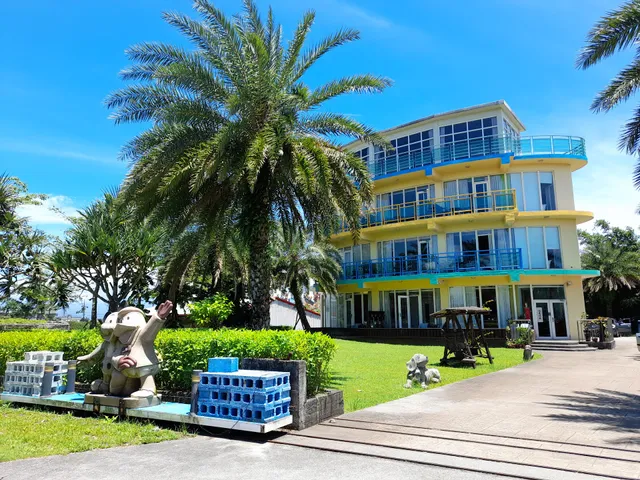 The Riverview Retreats