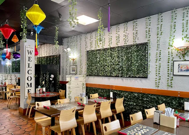 PHO by VINH Noodle House