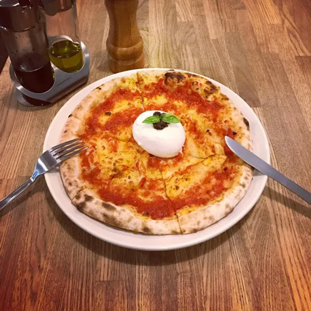 Aura Pizzeria