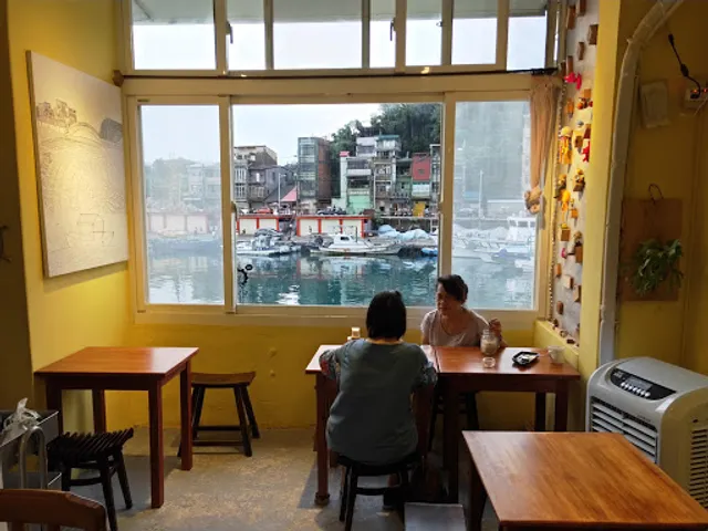 找到幸福咖啡店eureka cafe