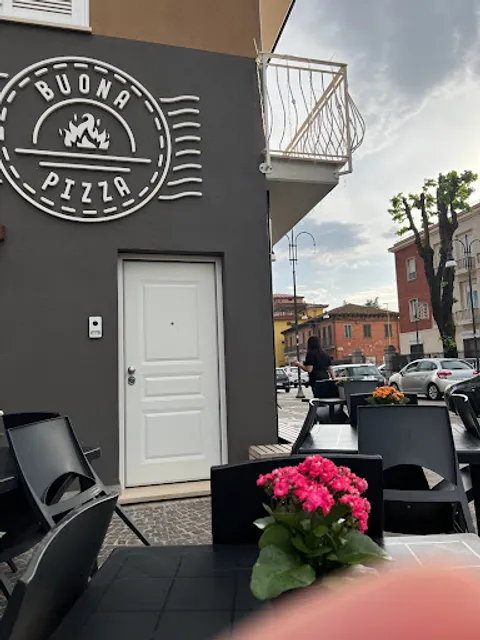 Buona Pizza