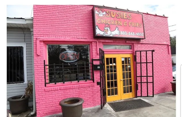 Susie's Chicken and Fries Restaurant