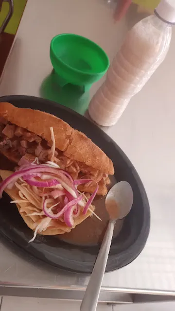 Chicharo Tortas