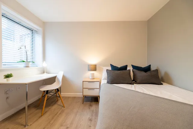 The Square | Student Cribs