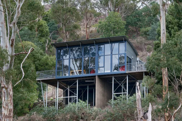 Tamar River Apartments