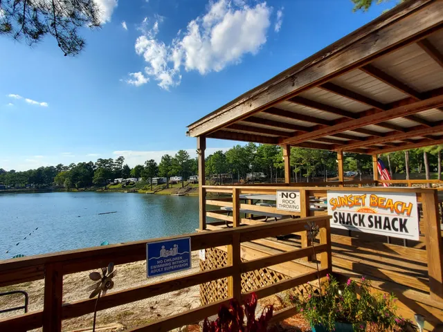 Davis Lakes & Campgrounds