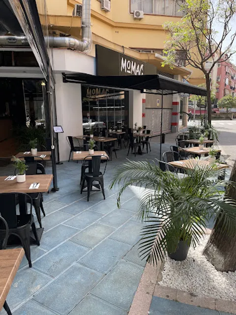 MOMAG Burgers & Gin Marbella