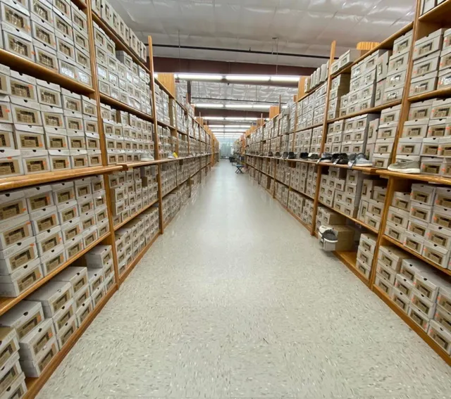 264 Shoes and Apparel