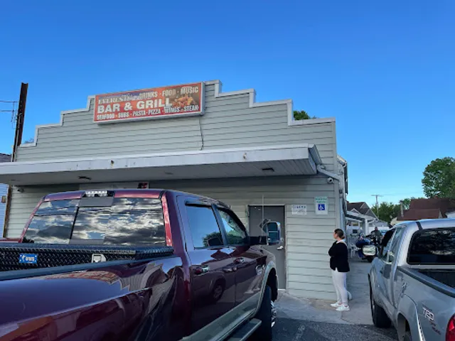 Everest Bar & Resturant