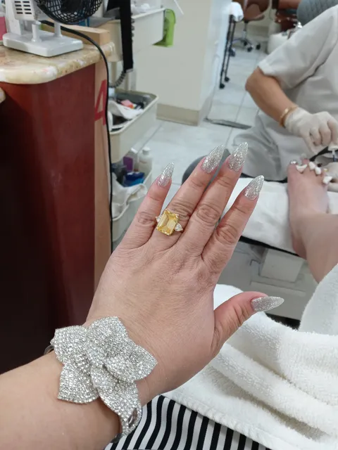 Exotic Nail