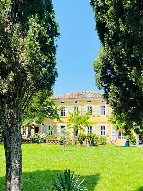 Villa Toscane créations - Atelier céramique - Maison d'hôtes avec piscine à 20mn de Toulouse