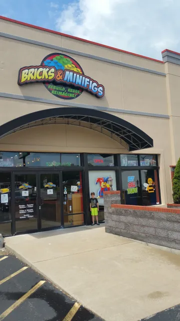 Bricks & Minifigs Louisville