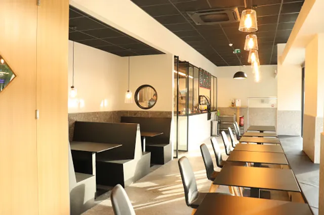 Chichi House Restaurant