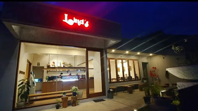 Linds Ice Cream Cafe & Resto