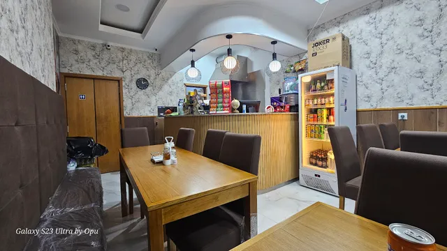 Halal Tandoori and Kebab Palace || Best restaurant in R. de Santa Catarina