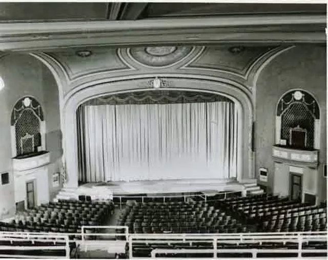 Westwood Cinemas / Pascack Theatres