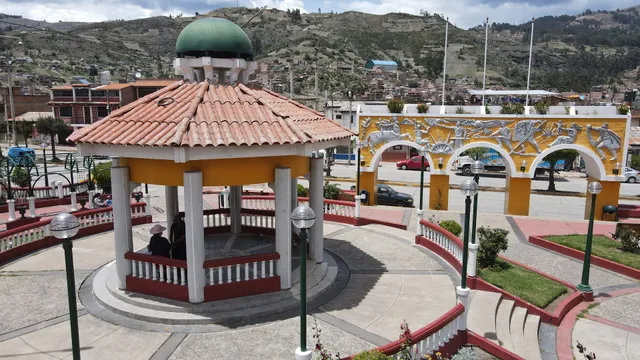Simon Bolivar Park