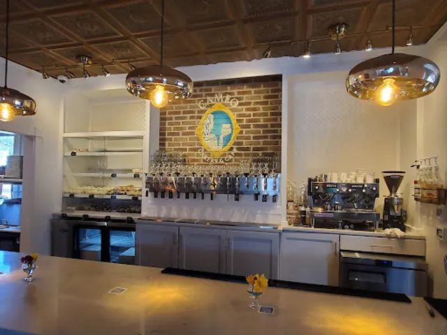 Cameo Cakery And Cafe