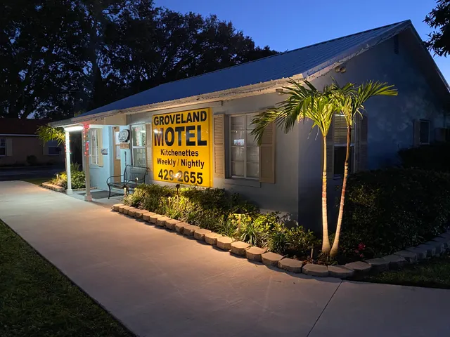 Groveland Motel & Mobile Home