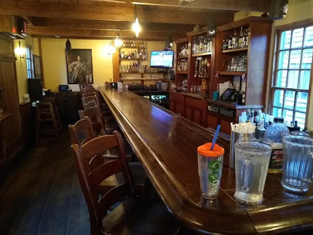 Bull & Crown Publick House