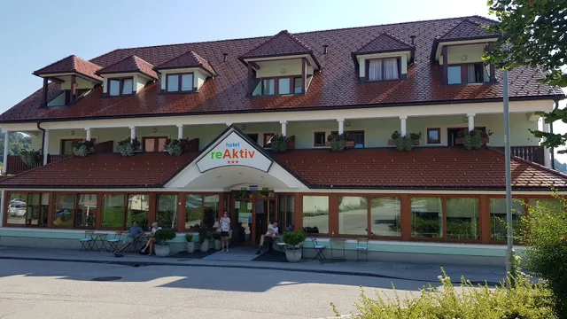 hotel reAktiv