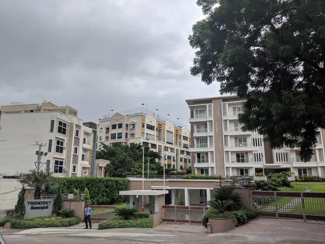 Mount Meru Apartments